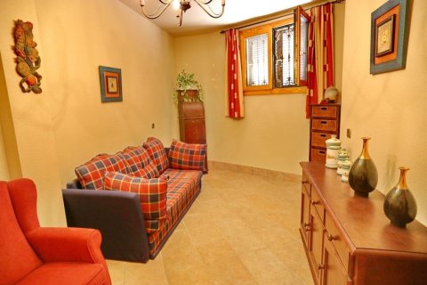 Villa zum Verkauf in Guardamar del Segura, Alicante, Spanien 5 Schlafzimmer, 261 m2 Nr. 180595 - Foto 18
