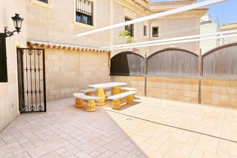 Villa zum Verkauf in Guardamar del Segura, Alicante, Spanien 5 Schlafzimmer, 261 m2 Nr. 180595 - Foto 8