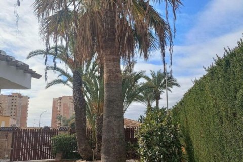 Villa zum Verkauf in Alicante, Spanien 4 Schlafzimmer, 212 m2 Nr. 180596 - Foto 25
