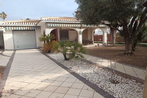 Huvila Alicante, Espanja 4 makuuhuonetta, 212 m2 No. 180596