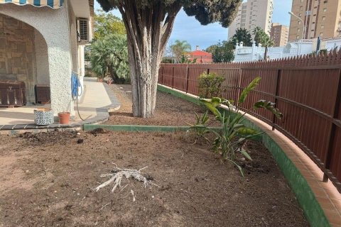 Villa zum Verkauf in Alicante, Spanien 4 Schlafzimmer, 212 m2 Nr. 180596 - Foto 23