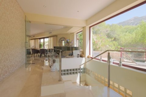 Villa for sale Callosa D'en Sarria, Alicante, Spain 6 bedrooms,  No. 116369 - photo 21