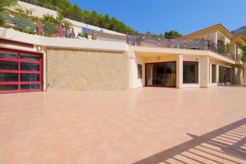 Villa for sale Callosa D'en Sarria, Alicante, Spain 6 bedrooms,  No. 116369 - photo 4
