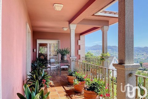 Продажа дома в Понтеведра, Испания 4 спальни, 7100м2 №153937 - фото 8