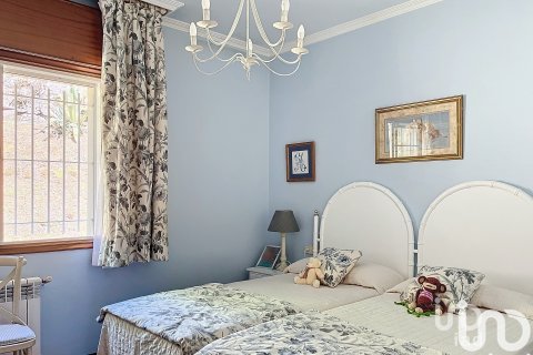 Продажа дома в Понтеведра, Испания 4 спальни, 7100м2 №153937 - фото 16