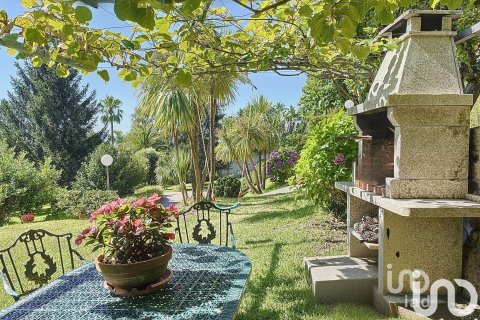 Продажа дома в Понтеведра, Испания 4 спальни, 7100м2 №153937 - фото 7