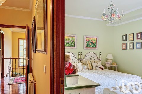 Продажа дома в Понтеведра, Испания 4 спальни, 7100м2 №153937 - фото 20