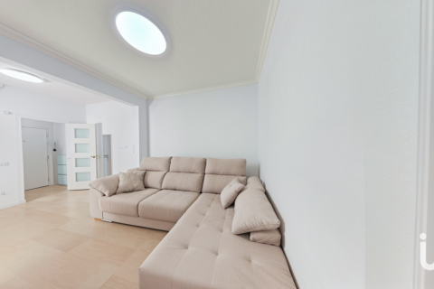 Apartment à vendre à Barcelona, Espagne, 4 chambres, 89 m2 No. 153936 - photo 5