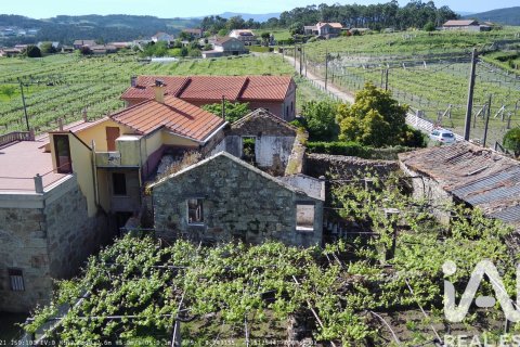 House for sale in Ribadumia, Pontevedra, Spain 4 bedrooms, 208 sq.m. No. 184724 - photo 3