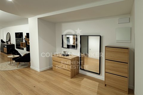 Apartamento en venta en Barcelona, España 2 dormitorios, 147 m2 No. 159548 - foto 8