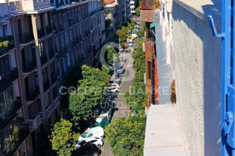 Penthouse for sale in Madrid, Spain 3 bedrooms, 170 sq.m. No. 159547 - photo 9