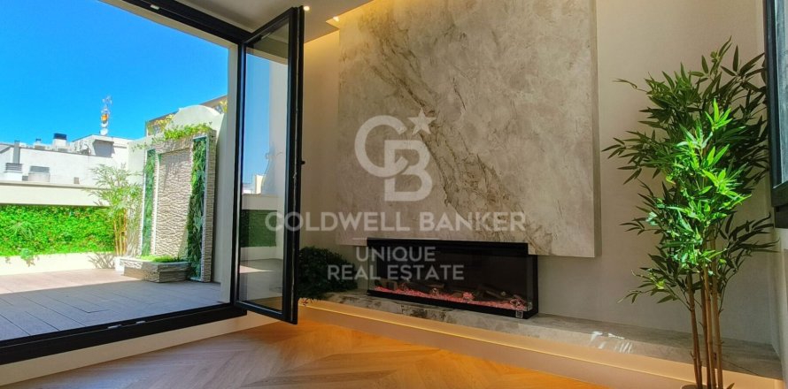 Kattohuoneisto Madrid, Espanja 3 makuuhuonetta, 170 m2 No. 159547