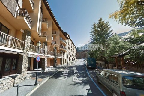 Lokal usługowy w Principado De Andorra (Ninguna Poblacion Tiene C.P.), Lleida, Hiszpania 300 mkw. nr 159545 – zdjęcie 2