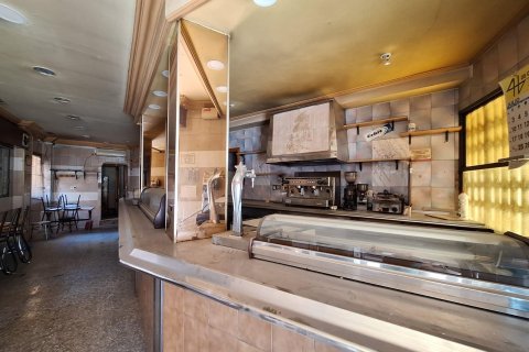 Продажа коммерческой недвижимости в Аликанте, Испания 1 спальня, 80м2 №183071 - фото 4