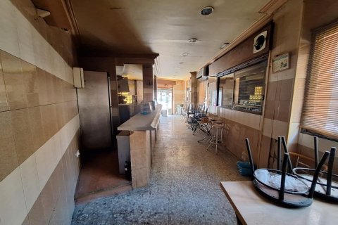 Продажа коммерческой недвижимости в Аликанте, Испания 1 спальня, 80м2 №183071 - фото 8