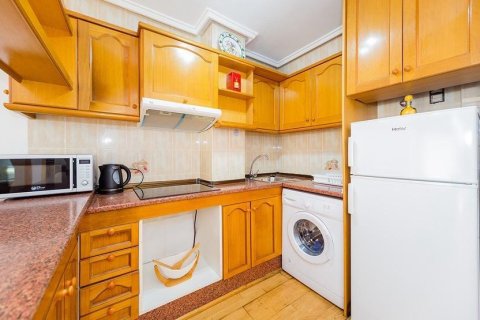 Appartamento in vendita a Torrevieja, Alicante, Spagna 2 camere da letto, 74 mq. N° 183074 - foto 10