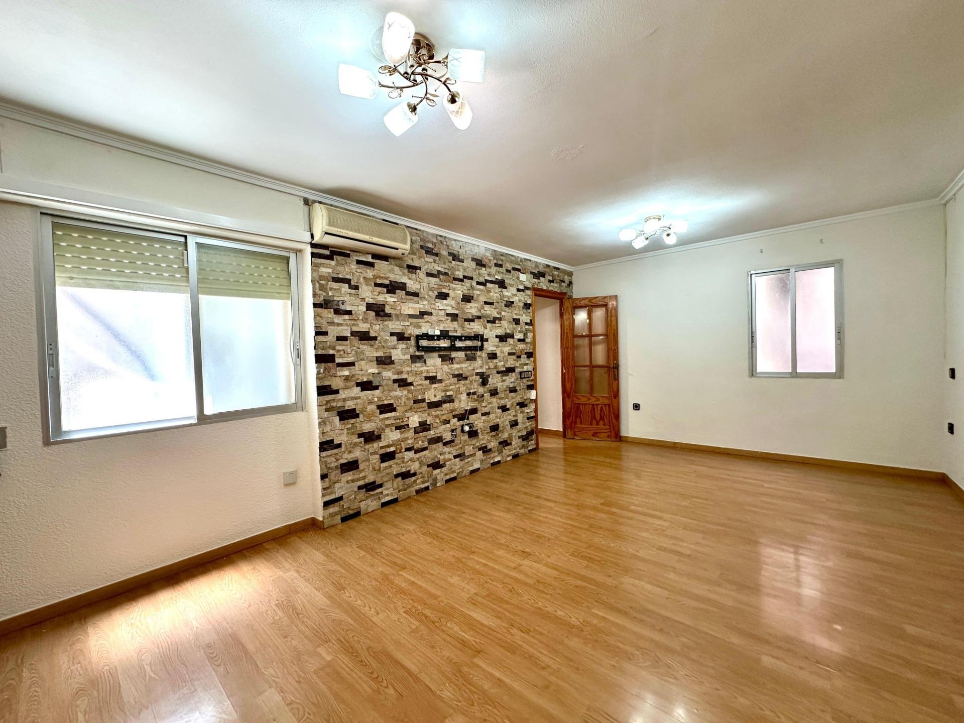 Apartment à Alicante, Espagne 99 m2 No. 183068