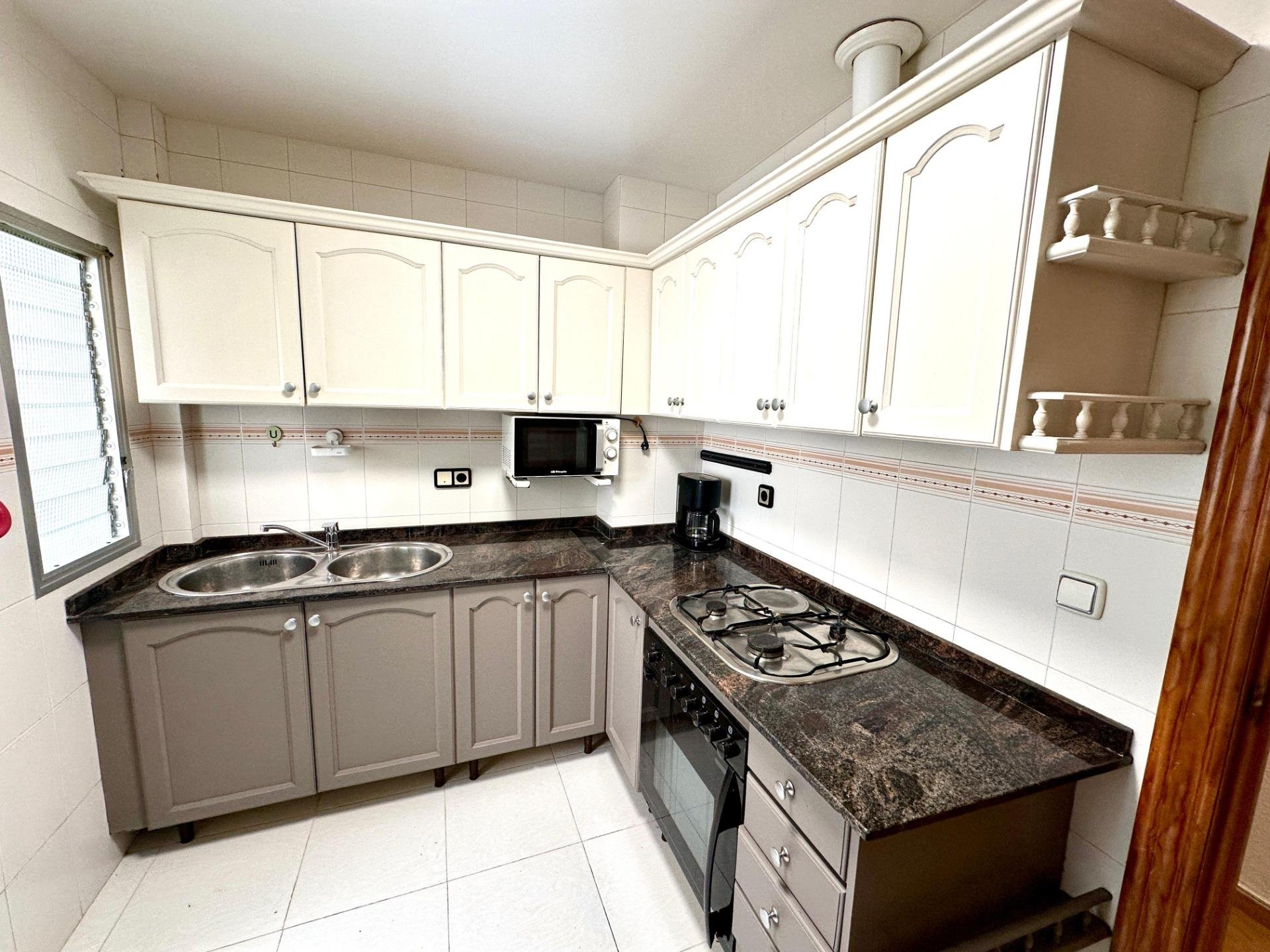 Apartment à Alicante, Espagne 99 m2 No. 183068
