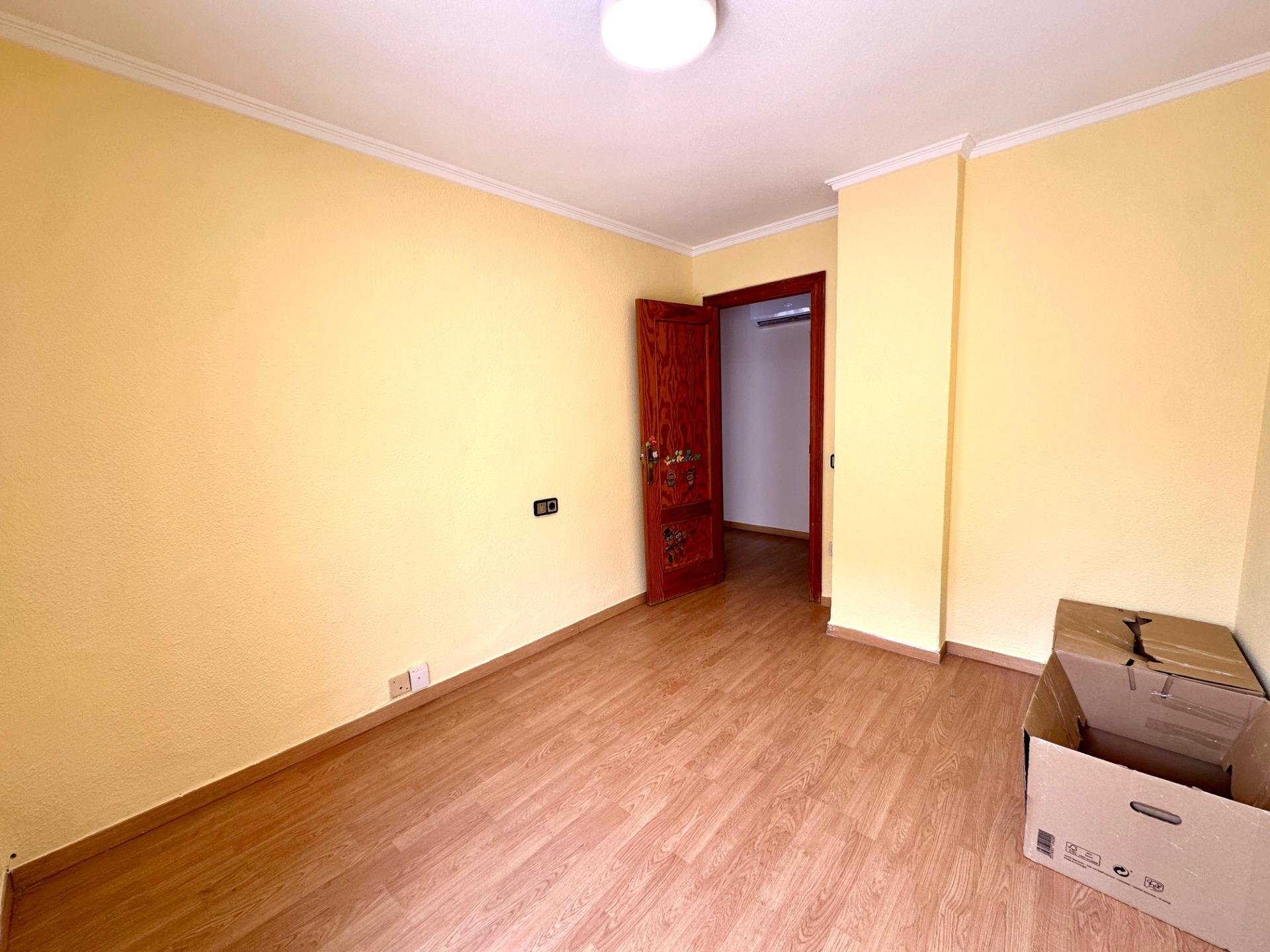 Apartment à Alicante, Espagne 99 m2 No. 183068