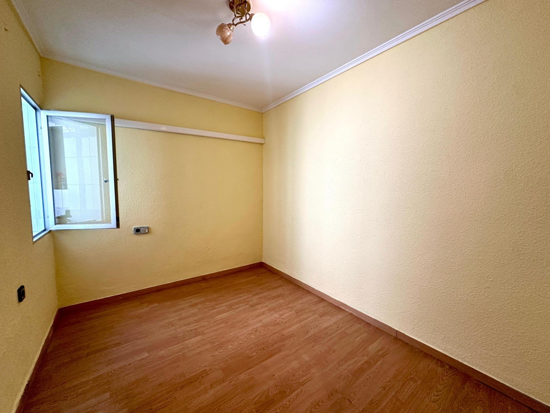 Apartment à Alicante, Espagne 99 m2 No. 183068
