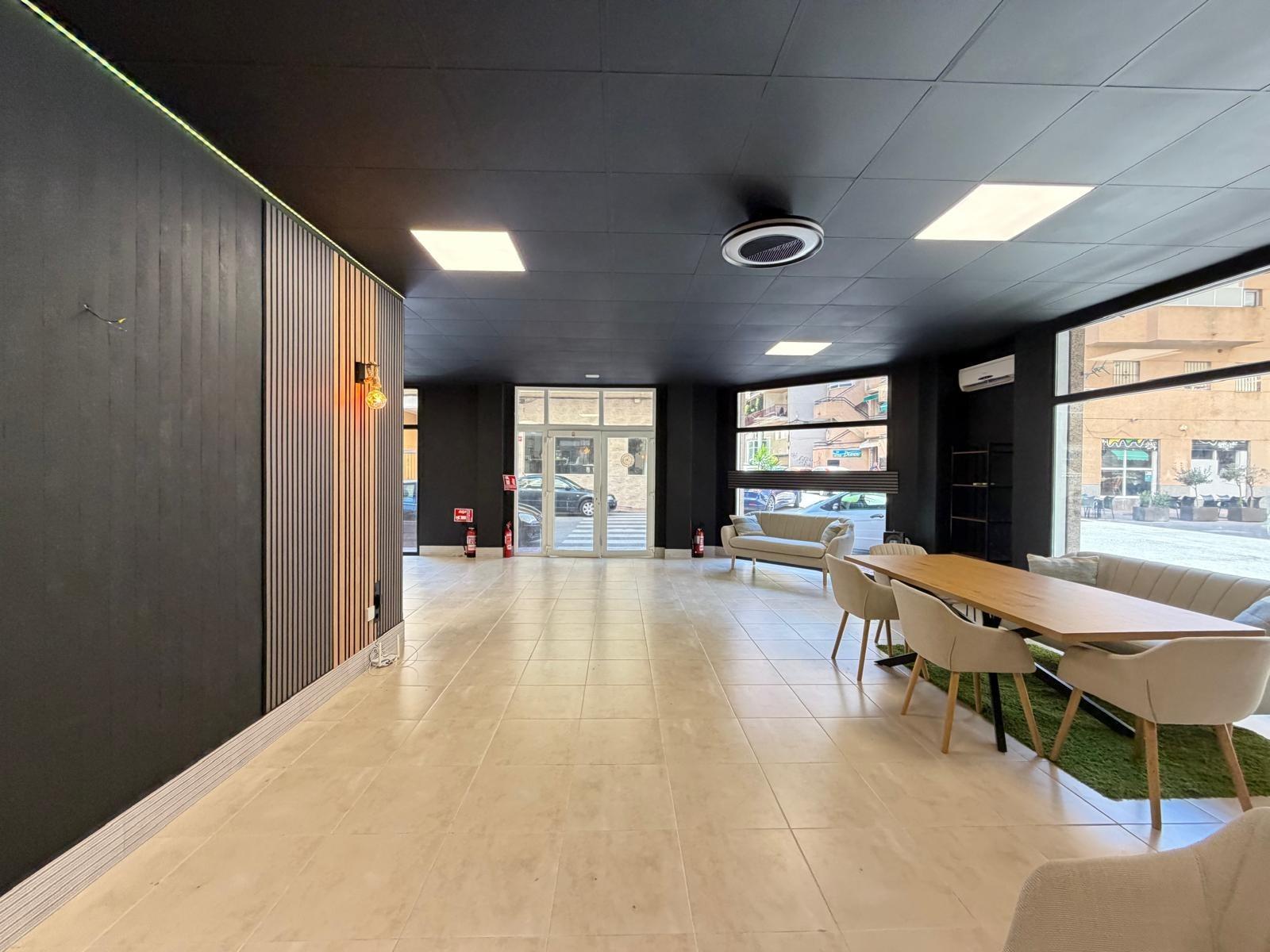 Lokal usługowy w Torrevieja, Alicante, Hiszpania 121 mkw. nr 183072