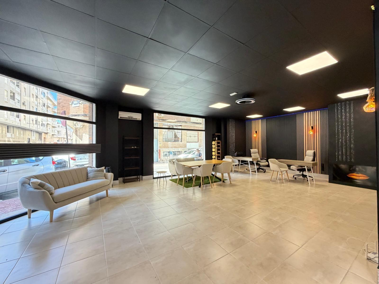 Lokal usługowy w Torrevieja, Alicante, Hiszpania 121 mkw. nr 183072
