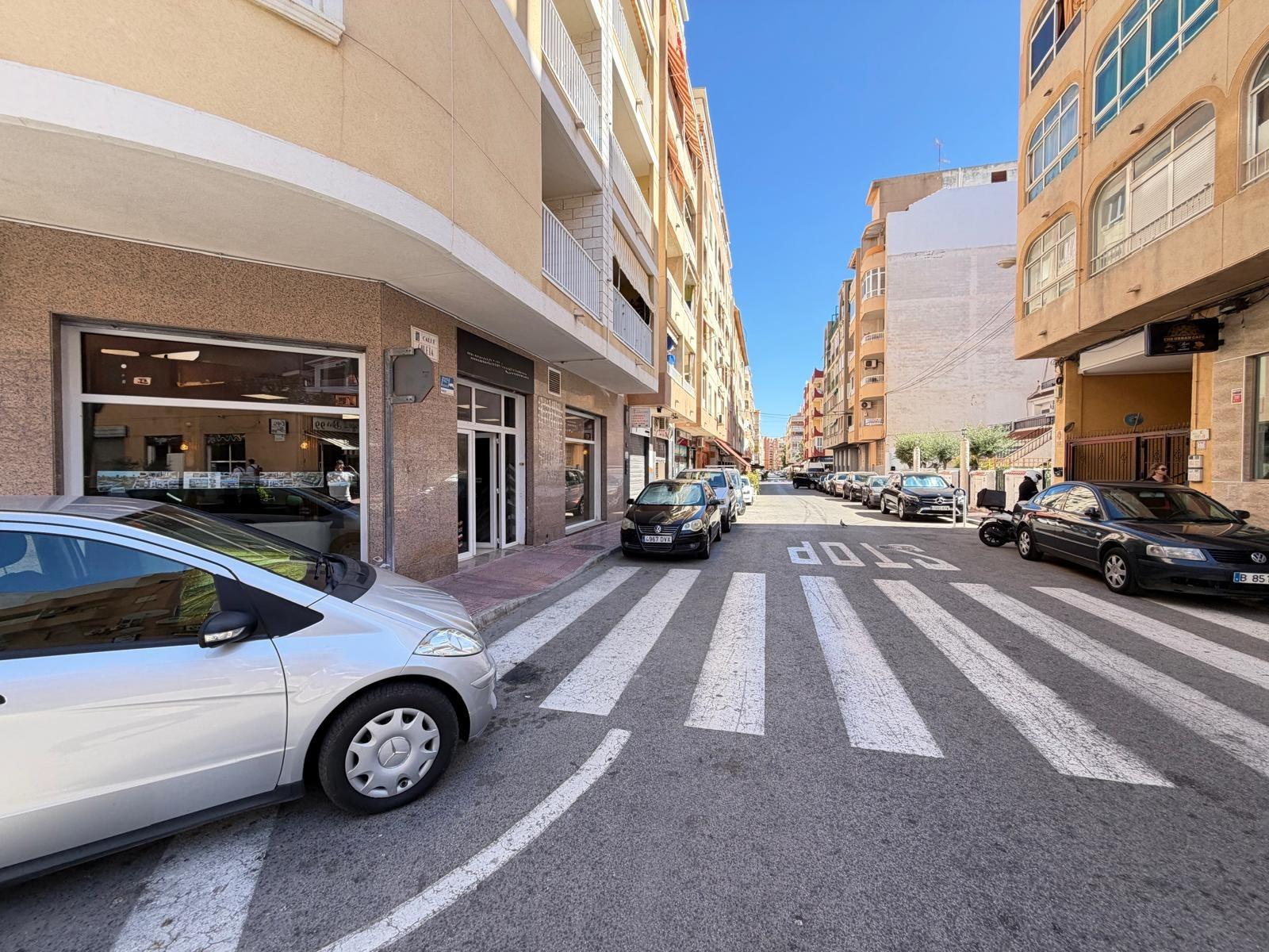 Lokal usługowy w Torrevieja, Alicante, Hiszpania 121 mkw. nr 183072