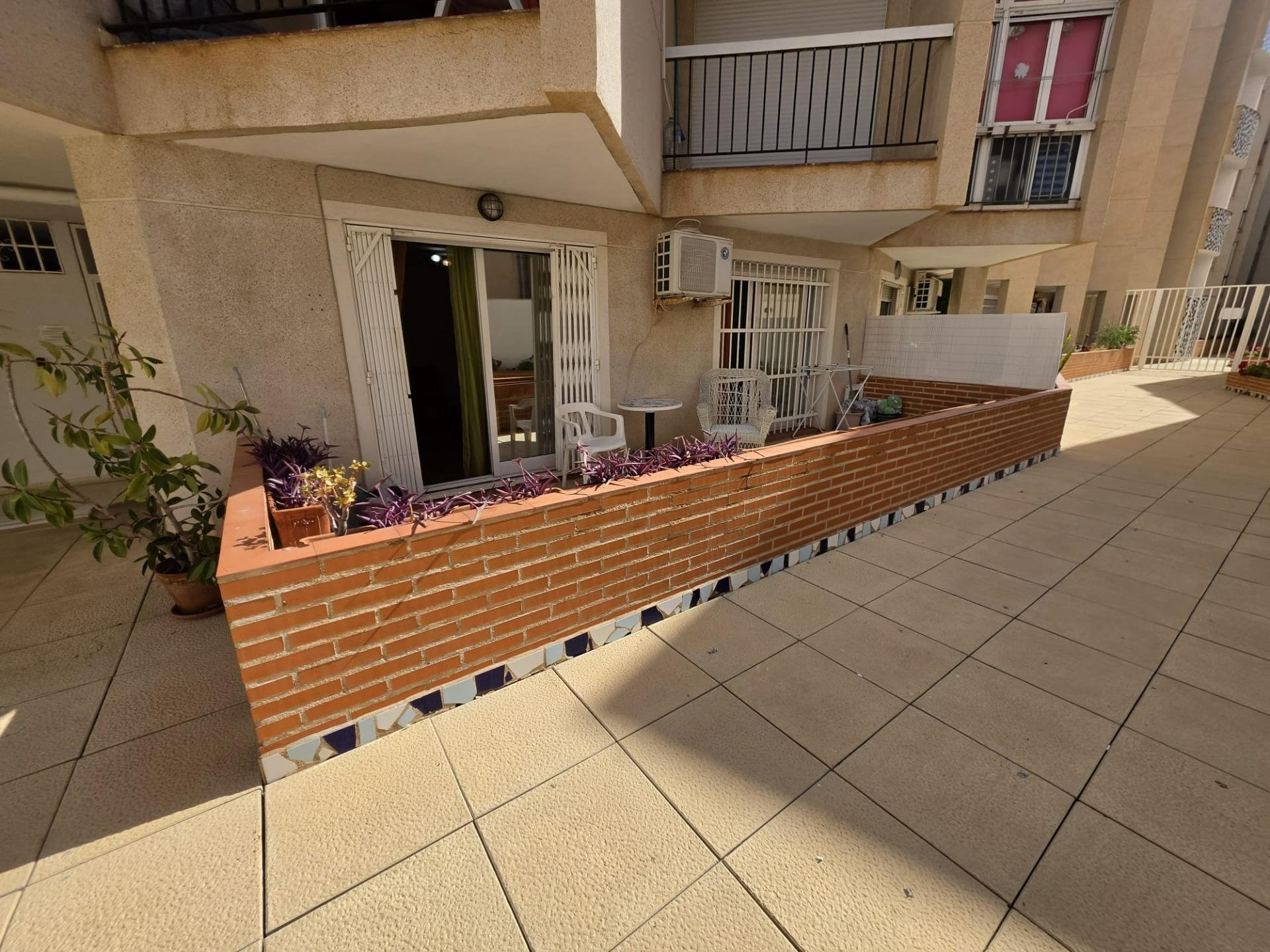 Apartment in Torrevieja, Alicante, Spain 1 bedroom,  No. 183073