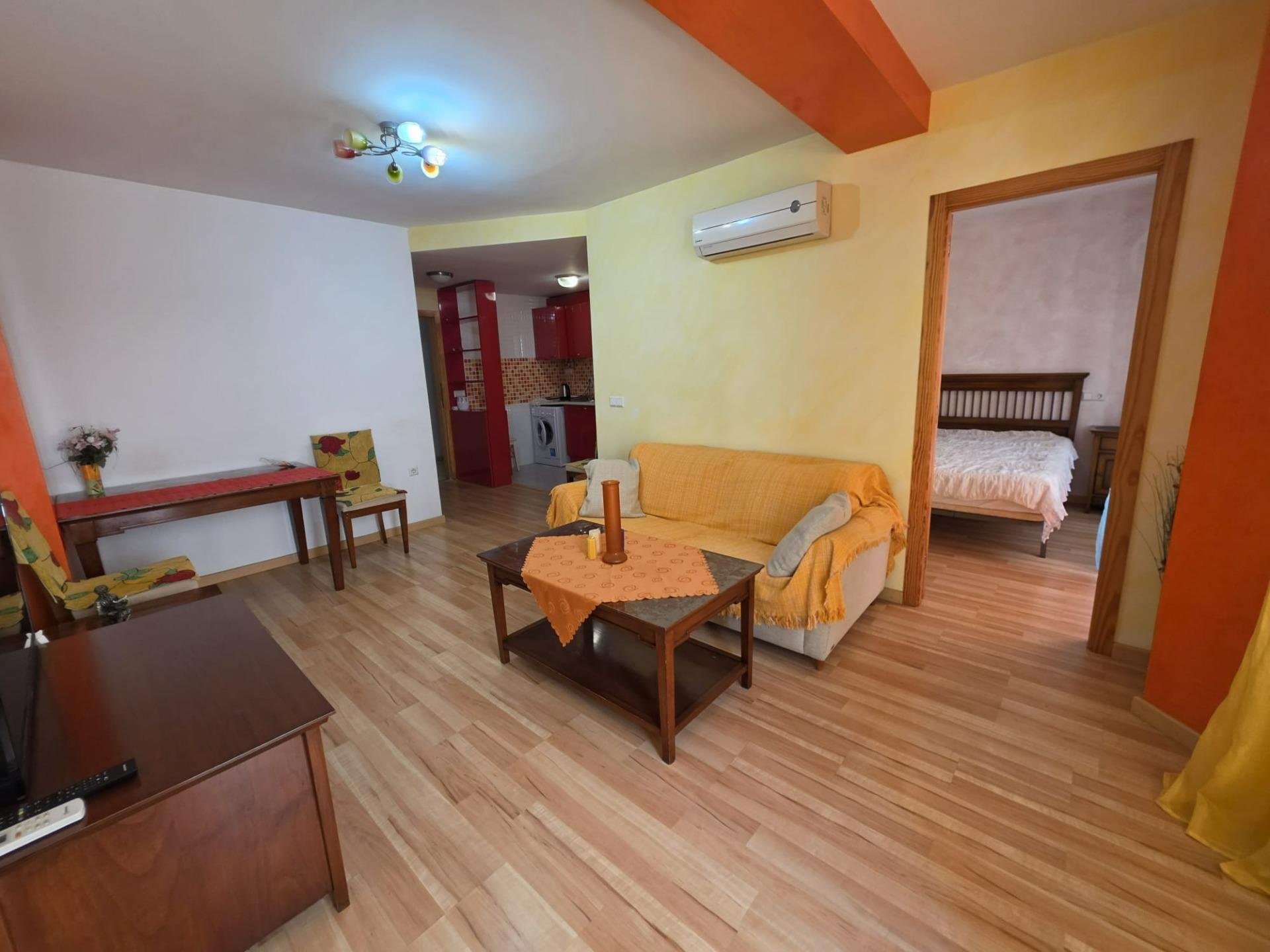 Apartment in Torrevieja, Alicante, Spain 1 bedroom,  No. 183073