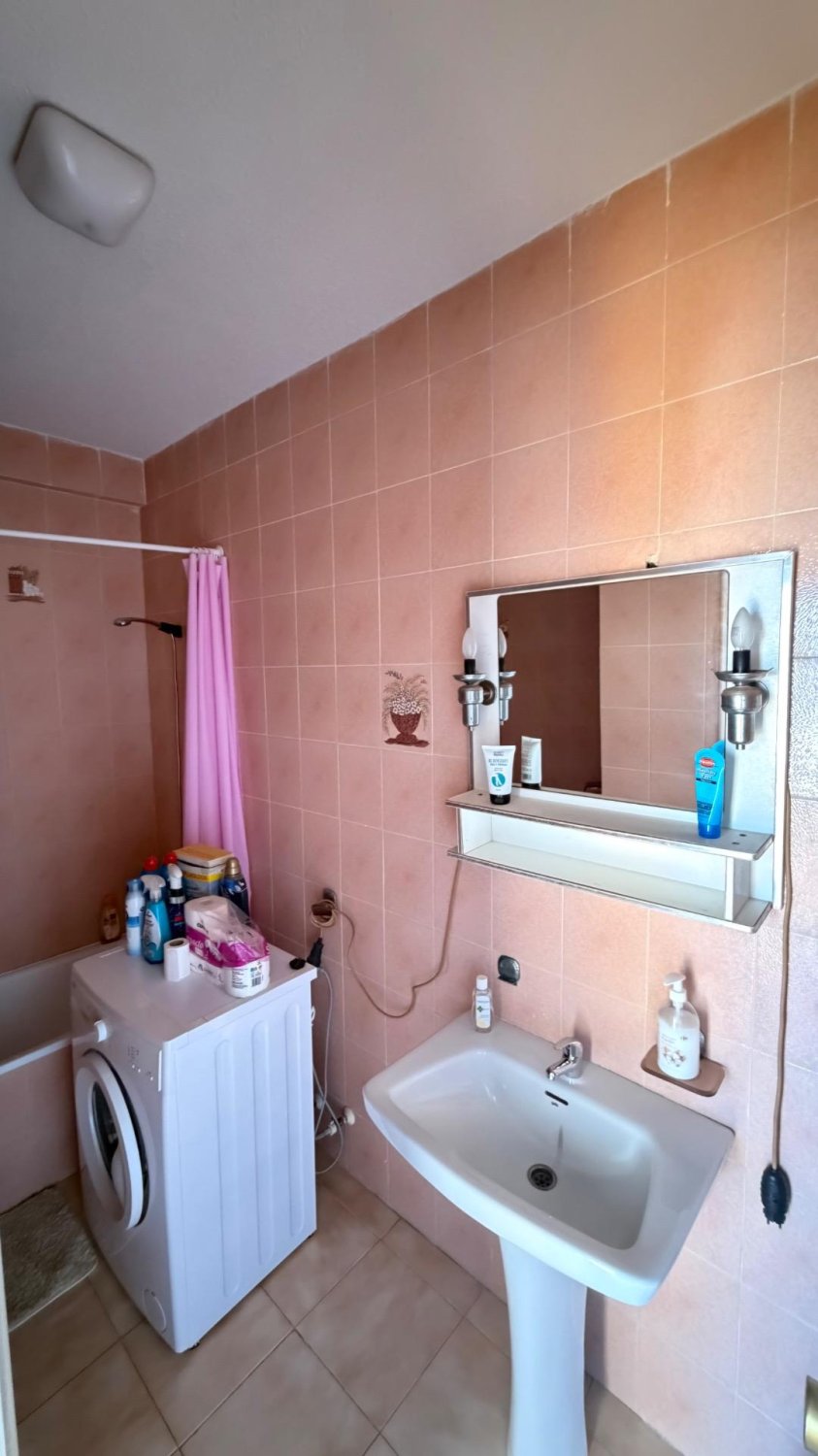 Apartment in Torrevieja, Alicante, Spain 1 bedroom, 45 sq.m. No. 183070