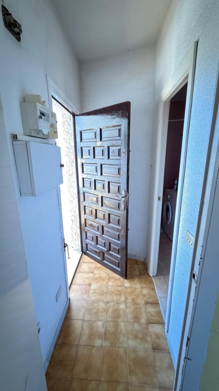 Apartment in Torrevieja, Alicante, Spain 1 bedroom, 45 sq.m. No. 183070