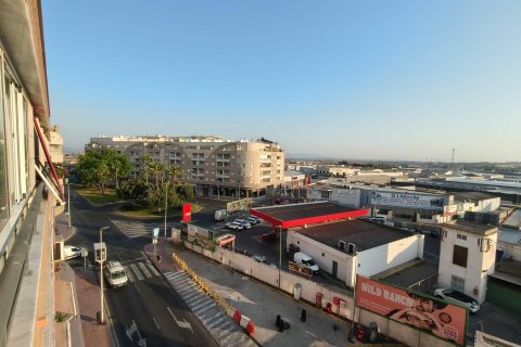 Lägenhet till salu i Torrevieja, Alicante, Spanien 2 sovrum, 70 kvm. Nr. 183069 - foto 11