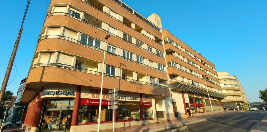 Lägenhet i Torrevieja, Alicante, Spanien 2 sovrum, 70 kvm. Nr. 183069