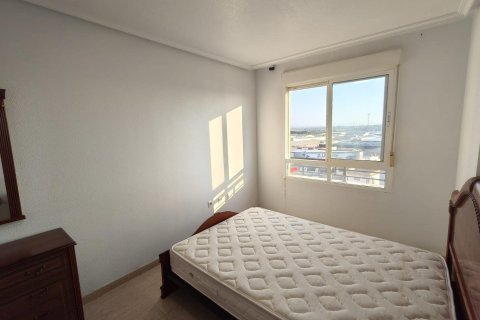 Lägenhet till salu i Torrevieja, Alicante, Spanien 2 sovrum, 70 kvm. Nr. 183069 - foto 25
