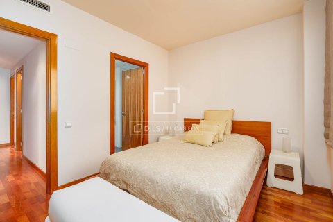 Apartment for sale in Barcelona, Spain 2 bedrooms, 105 sq.m. No. 192653 - photo 20