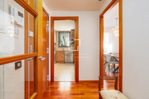 Apartment for sale in Barcelona, Spain 2 bedrooms, 105 sq.m. No. 192653 - photo 12