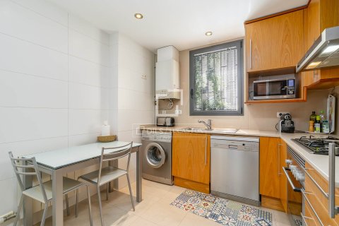 Apartment for sale in Barcelona, Spain 2 bedrooms, 105 sq.m. No. 192653 - photo 15
