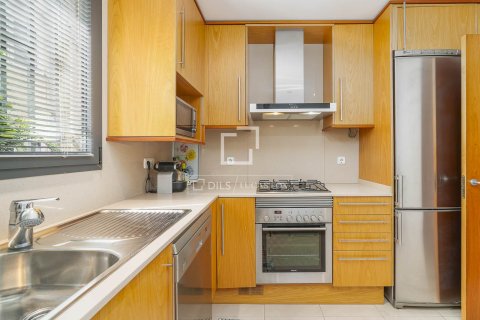 Apartment for sale in Barcelona, Spain 2 bedrooms, 105 sq.m. No. 192653 - photo 13