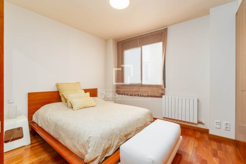 Apartment for sale in Barcelona, Spain 2 bedrooms, 105 sq.m. No. 192653 - photo 21