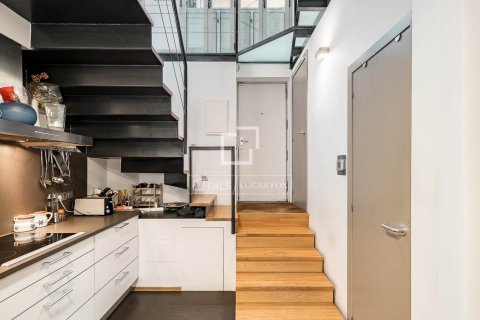 Villa zum Verkauf in Barcelona, Spanien 3 Schlafzimmer, 136 m2 Nr. 192654 - Foto 8