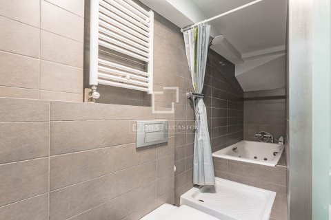 Villa zum Verkauf in Barcelona, Spanien 3 Schlafzimmer, 136 m2 Nr. 192654 - Foto 25