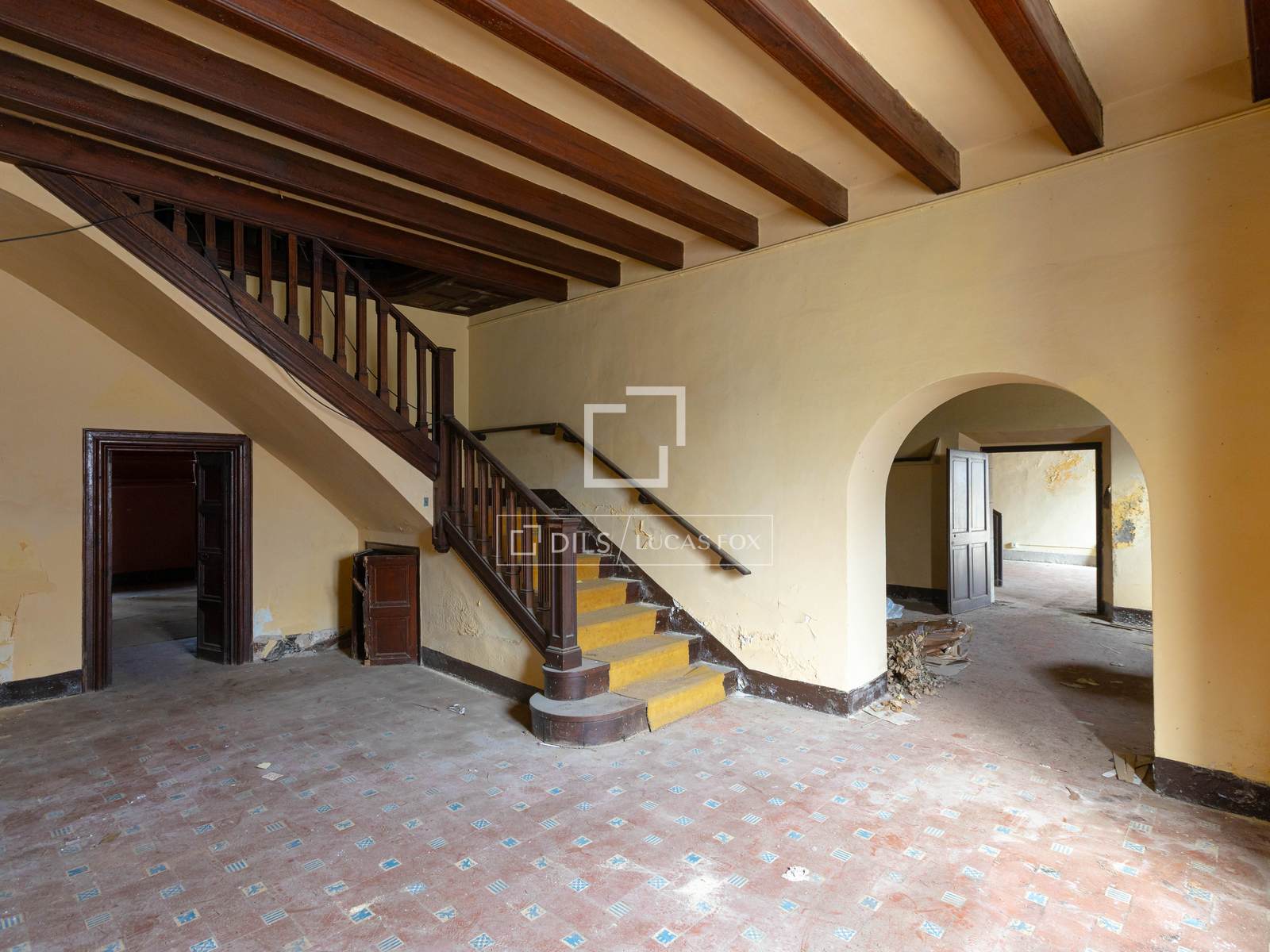 Propiedad comercial en Sant Andreu de Llavaneres, Barcelona, España 1847 m2 No. 192656