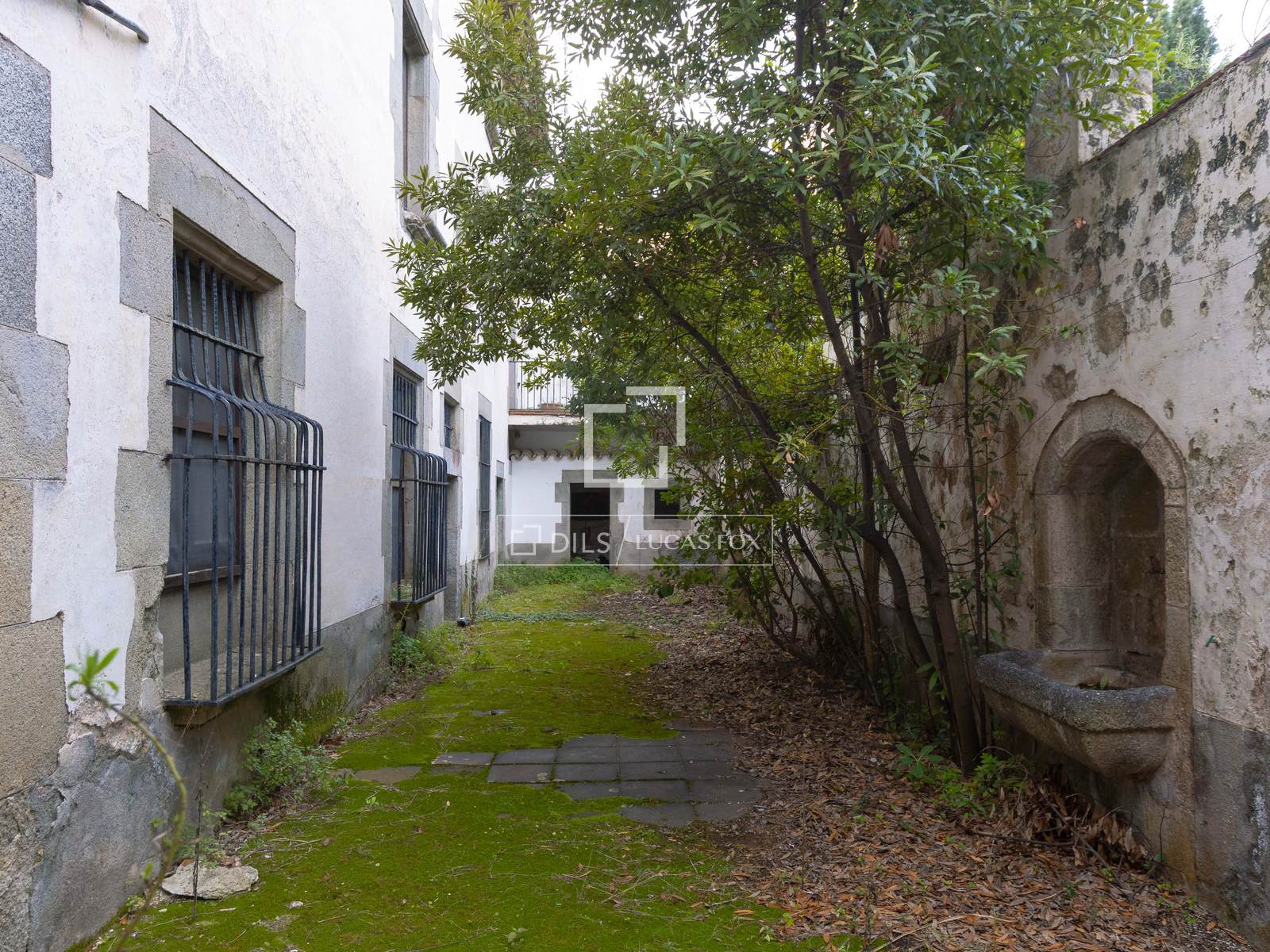 Propiedad comercial en Sant Andreu de Llavaneres, Barcelona, España 1847 m2 No. 192656