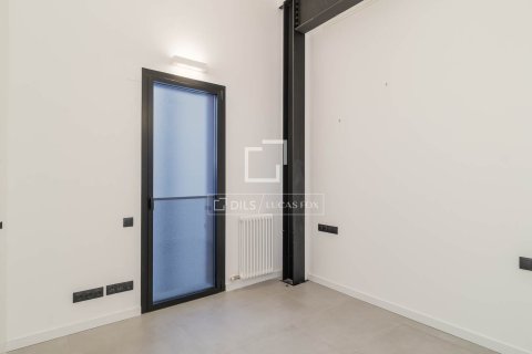 Apartment for sale in Barcelona, Spain 2 bedrooms, 85 sq.m. No. 192655 - photo 25