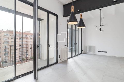 Apartment for sale in Barcelona, Spain 2 bedrooms, 85 sq.m. No. 192655 - photo 10