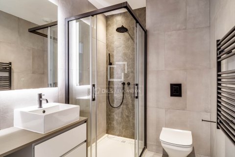 Apartment for sale in Barcelona, Spain 2 bedrooms, 85 sq.m. No. 192655 - photo 30