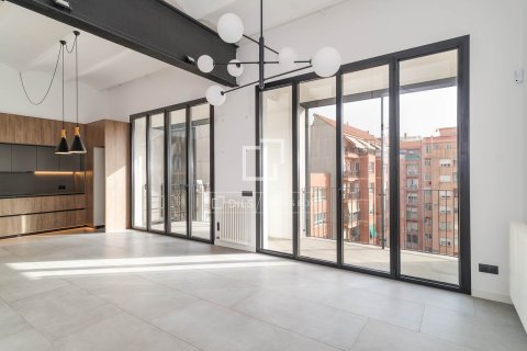 Apartment for sale in Barcelona, Spain 2 bedrooms, 85 sq.m. No. 192655 - photo 9