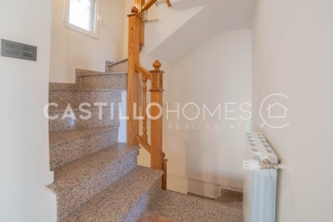 Villa for sale in Villamartin, Alicante, Spain 4 bedrooms, 195 sq.m. No. 143802 - photo 14