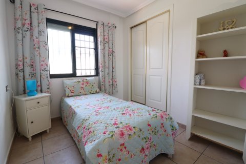 Villa for sale in Algorfa, Alicante, Spain 5 bedrooms, 151 sq.m. No. 143799 - photo 12