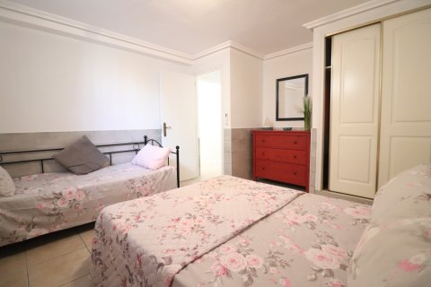 Villa for sale in Algorfa, Alicante, Spain 5 bedrooms, 151 sq.m. No. 143799 - photo 17